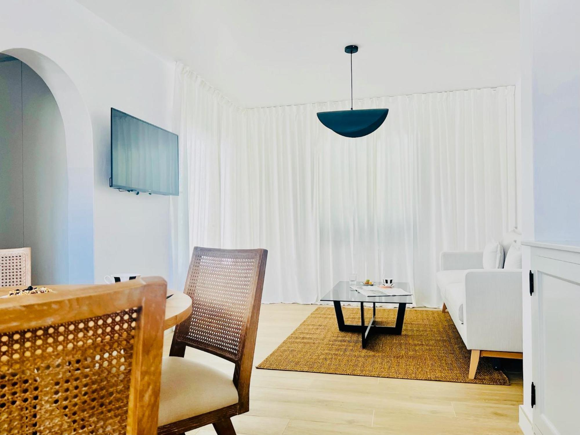 Cih Apartments 卡门港 外观 照片